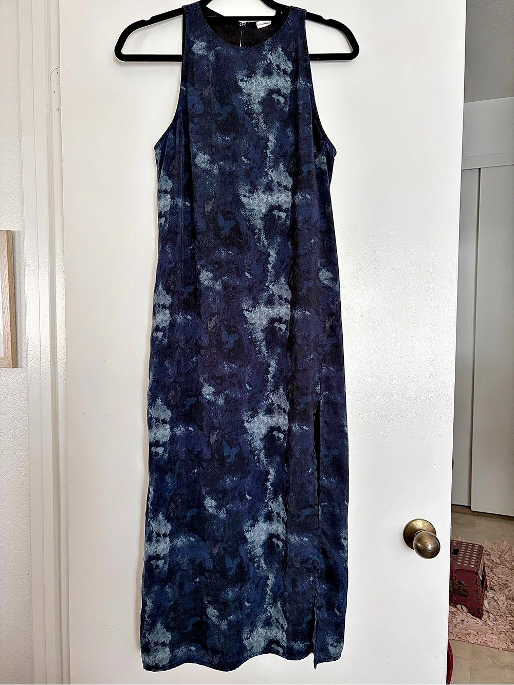 Melrose and Market Abstract Sleeveless Maxi Dress in Blue & Black Like New